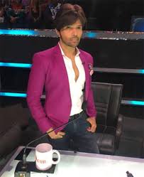 Wedding Bells Himesh Reshammiya Plans To Marry Girlfriend Next Year Popular in the entertainment industry for his incomparable singing style, himesh reshammiya has been entertaining his audience since 1998 as a singer and music composer. wedding bells himesh reshammiya plans