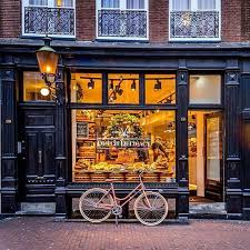 The netherlands is a beautiful country: Veloretti Bikes Are In My Opinion The Most Beautiful Bikes In The World What Do You Say Amazing Photo By Fallingoffbicycles Location Ams