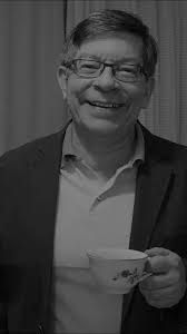 Tango: Orquesta de Porfirio Diaz, canta: Jorge Abril, Mi Viejo San Diego.  Reinaldo Spitaletta.