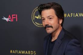 SCJN falla a favor de Diego Luna por uso indebido de imagen