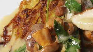 Einfach Gut Bachmeier Rosti Mit Rahmschwammerl Bachmeier Br Fernsehen Fernsehen Br De