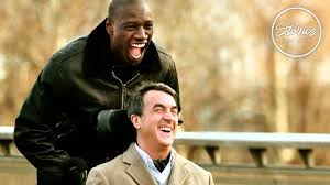 The french directing duo behind the acclaimed 2011 dramatic comedy 'the intouchables' are teaming up again with that film's star, omar. Quasi Amici Omar Sy E La Storia Vera Che Ha Ispirato Il Film
