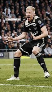 Latest on manchester united midfielder donny van de beek including news, stats, videos, highlights and more on espn. Donny Voetbal Grappige Bureaubladachtergronden Meisjes