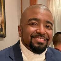 Eddie Hill's Instagram, Twitter & Facebook