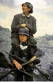 Le Film Culte La Grande Vadrouille De Gerard Oury Avec Bourvil Et Louis De Funes En 1966 Movie Stars Actors French Movies