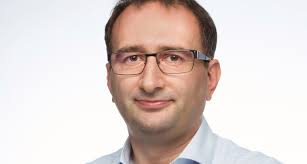 Acest film a avut premiera pe data de jul. Leadership De Criza Cum Am Trecut Prin Criza Acum 10 Ani