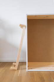 Es geht um eine kommode, die ich eigentlich als raumteiler benutzen wollte, im markt stand das ding an. Mobel Streichen Mit Den Schoner Wohnen Pep Up Farben Blog Dreieckchen