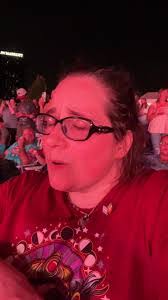 Amber Layman's Instagram, Twitter & Facebook