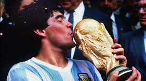 Universal deportes 25/11/2020 10:23 el astro del futbol diego maradona falleció este miércoles en su residencia a sus 60 años de edad, según. Maradona Dead Argentina Legend And One Of World S Greatest Footballers Dies Aged 60 World News Sky News