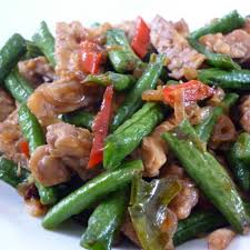Sambal goreng tempe adalah hidangan 'rumahan' yang hampir selalu ada di meja makan. Tumis Tempe Jagung Muda Kacang Panjang Indofood Solution