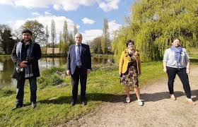 Ce scrutin succède aux « élections cantonales » qui, jusqu'en 2011, permettaient d'élire des « conseillers généraux. Morbihan Michel Pichard Et Martine Guillas Guerinel Se Lancent Dans La Course Aux Elections Departementales Le Ploermelais