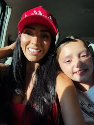 Eva's first @aclfestival I cannot believe she is almost taller than me. We  will never forget this magical moment bringing our baby to one of the best  festivals in our city!🎵🎤🎧 #acl #