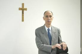 Trabalho com renderização e modelagem de maquetes eletrônicas. Cml8r8z9edlasm