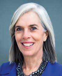 Mayra Healy's Instagram, Twitter & Facebook