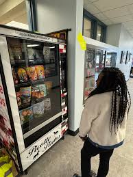 We love author visits! Thanks for coming to Picotte, Mr. Arant!