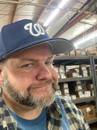 Robert Ausmus's Instagram, Twitter & Facebook