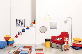Una Nuova Collezione Firmata Coincasa Dedicata Al Centenario Della Scuola Di Arte E Design Bauhaus Oggetti E Complementi D Arr Bauhaus Interior Bauhaus Design