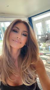 Why do basketball players love cookies? 👉 Because they can dunk them!  🏀🍪😋 Happy Saturday!