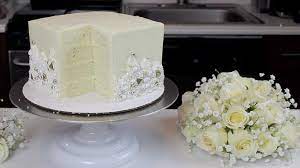 Maybe you would like to learn more about one of these? How To Put Fresh Flowers On A Buttercream Cake Chelsweets