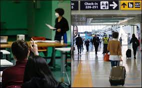 Di sicuro l'estensione del green pass italiano prossimo venturo non sarà una copia del provvedimento varato dalla francia, ma una versione più light. 8y Gyvem Wjykm