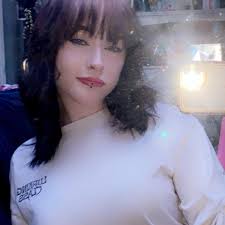 Where to buy a scrim and a ruby dollar?