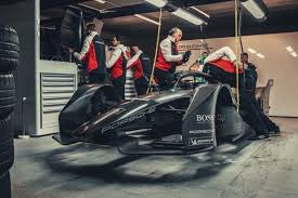 Jul 02, 2021 · porsche ruft 43.000 fahrzeuge des elektromodells taycan zurück. Kleines Formel E Team Im Vergleich Zur Wec Herausforderung Fur Porsche
