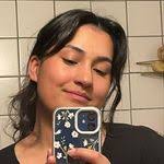 Maria Rymer's Instagram, Twitter & Facebook