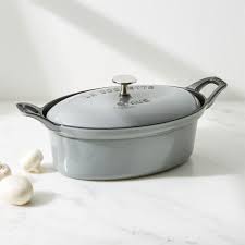 Small black terrine with 2 handles for a good grip. Kitchen Dining Staub Cast Iron Large Rectangular Terrine Matte Black 1 5 Qt Bakeware