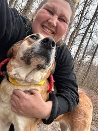 Loretta Ouellette's Instagram, Twitter & Facebook