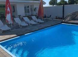 Vyrazte s rodinou na južné slovensko a relaxujte, navštívte farmu alebo si užite jazdu v kočiari. Die 10 Besten Zimmer In Podhajska Slowakei Booking Com