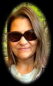 Donna Poore's Instagram, Twitter & Facebook