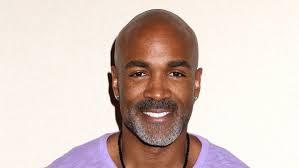 Donnell Turner Graduates Summa Cum Laude!