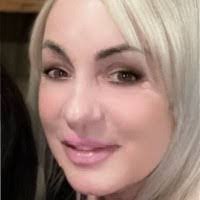 Anne Dessaint's Instagram, Twitter & Facebook