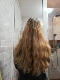 On straight textures, this effect can still work, but it may take more styling to get the same amount of volume. Should I Get Layers I Want To Add Volume At The Top And Make My Hair Curl More But I Have Many Split Ends Hair