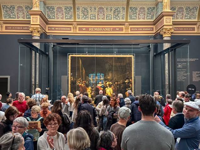 The Watchers of the Night Watch – Camerons Travels | Rick Steves Europe