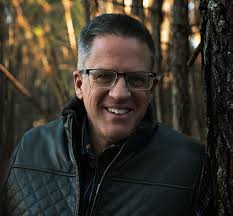 Ken Dove's Instagram, Twitter & Facebook