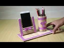 Mungkin jika melihat gambar di atas, banyak yang berpikir bagaimana . Ide Kreatif Dari Stik Es Krim Craft From Ice Cream Sticks Craft Stick Crafts Diy Phone Holder Popsicle Stick Crafts