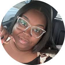 Danielle Kirkpatrick's Instagram, Twitter & Facebook