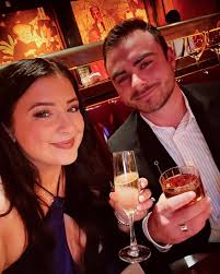 An amazing dinner celebrating our wedding anniversary at @drakeshollywood 🤍