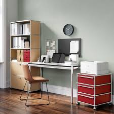 Welche ausführungen gibt es von den usm haller tischen? Usm Haller Tisch Schmal Von Usm Haller Stoll Online Shop