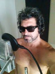 Listen to ivan noble | explore the largest community of artists, bands, podcasters and creators of music & audio. Ivan Noble On Twitter 35 Grados Y Yo Grabando En Cuero En El Estudio Soy Un Red Hot Liquid Paper Https T Co 3egxnrxm1k