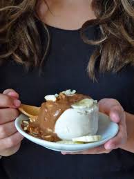 Flan Au Lait D Amande Banane Et Caramel De Dattes Au Cacao Vegan Sans Gluten Sans Sucre Ajoute Desserts Vegan Lait D Amande Recette Entremet