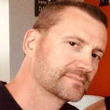 J'ai le plaisir de vous annoncer que j'occupe désormais le poste de Team  Leader Supply chez Audemars Piguet.