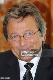 132 Franck Provost Hairdresser Stock Photos, High-Res Pictures, and Images 