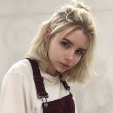 When you look sweet, you really combine cute easy hairstyles with make up and some nice clothes. 25 Short Blunt Bob Haircut Style That S So Chic Expertlifestyletips Aesthetic Hair Short Hair Styles Hairstyle