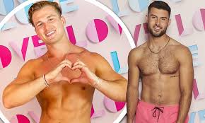 We're expecting some trouble in paradise as the dating series heads to hawaii for its third season. Love Island 2021 Two New Bombshells Set To Enter The Villa Tonight Daily Mail Online