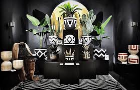 Black And Gold Design For Pots Gold Bottom Pots Plant Pots South Africa Design Decor Black And White African Inspired Decor African Decor African Home Decor