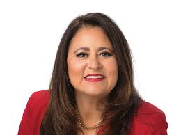 Lea Márquez Peterson receives national honor