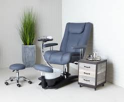 Pedicure Station Ideas Home Nail Salon Decorating Ideas Nail Technician Room Decor Pedicure Chair Pedicure Station Spa Pedicure Chairs
