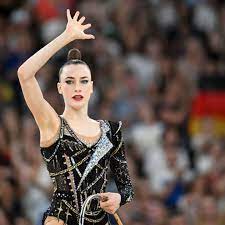 Rhythmische Sportgymnastik: Für Geschichtsbücher: Varfolomeev Gymnastik-Olympiasiegerin  | STERN.de